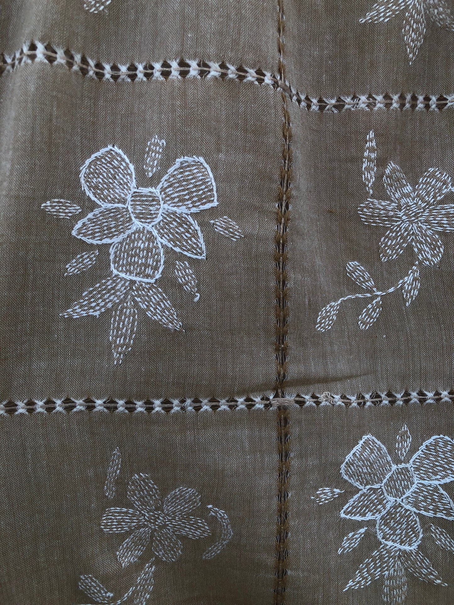 Hand embroidered lawn chaddar